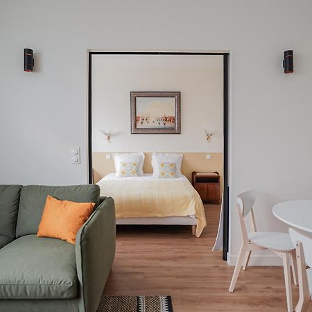 Appartement Moderne Et Chic Proche Tour Eiffel Paris Exterior photo