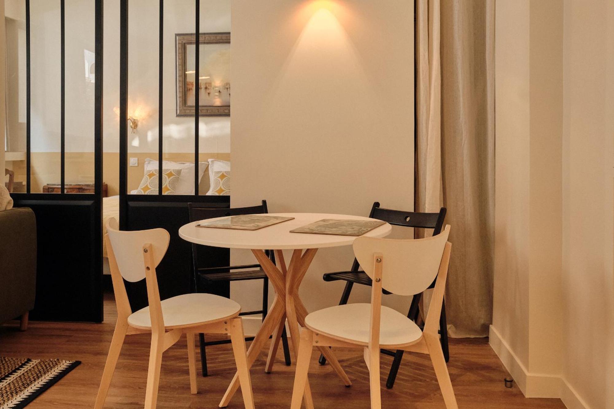 Appartement Moderne Et Chic Proche Tour Eiffel Paris Exterior photo